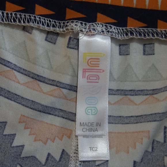 Lularoe Flamingos Print Leggings OS - Picture 5 of 5